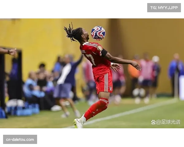 奥利塞精准传中制造杀机,其与凯恩的连线成为拜仁进攻生命线 奥利塞精准传中制造杀机,其与凯恩的连线成为拜仁进攻生命线