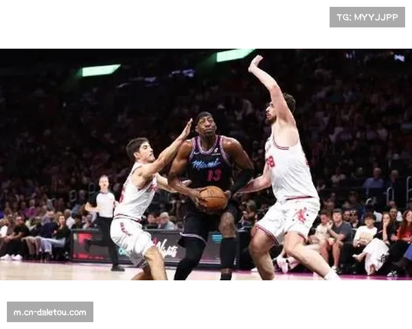 阿德巴约24分12板3帽护框表现亮眼 热火内线优势成取胜关键